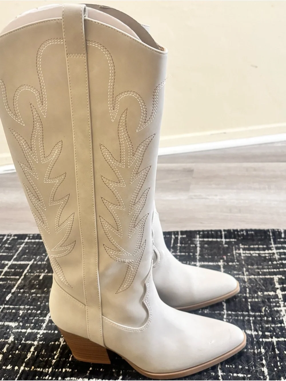 LC Lauren Conrad Nadilynn Tall Western Women's Boots Size 6.5